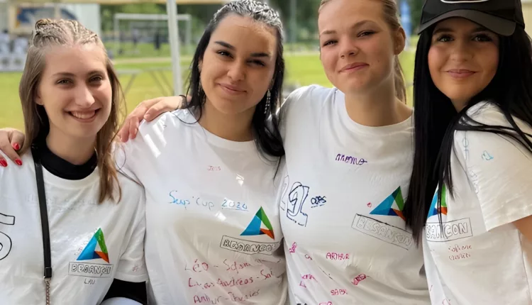 etudiante école en alternance à besançon