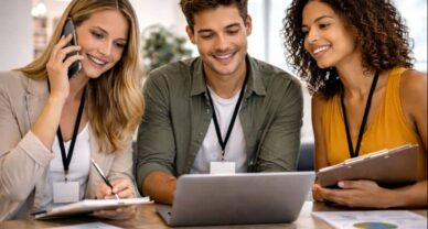 Étudiants en BTS NDRC à Mâcon en situation de relation client digitale