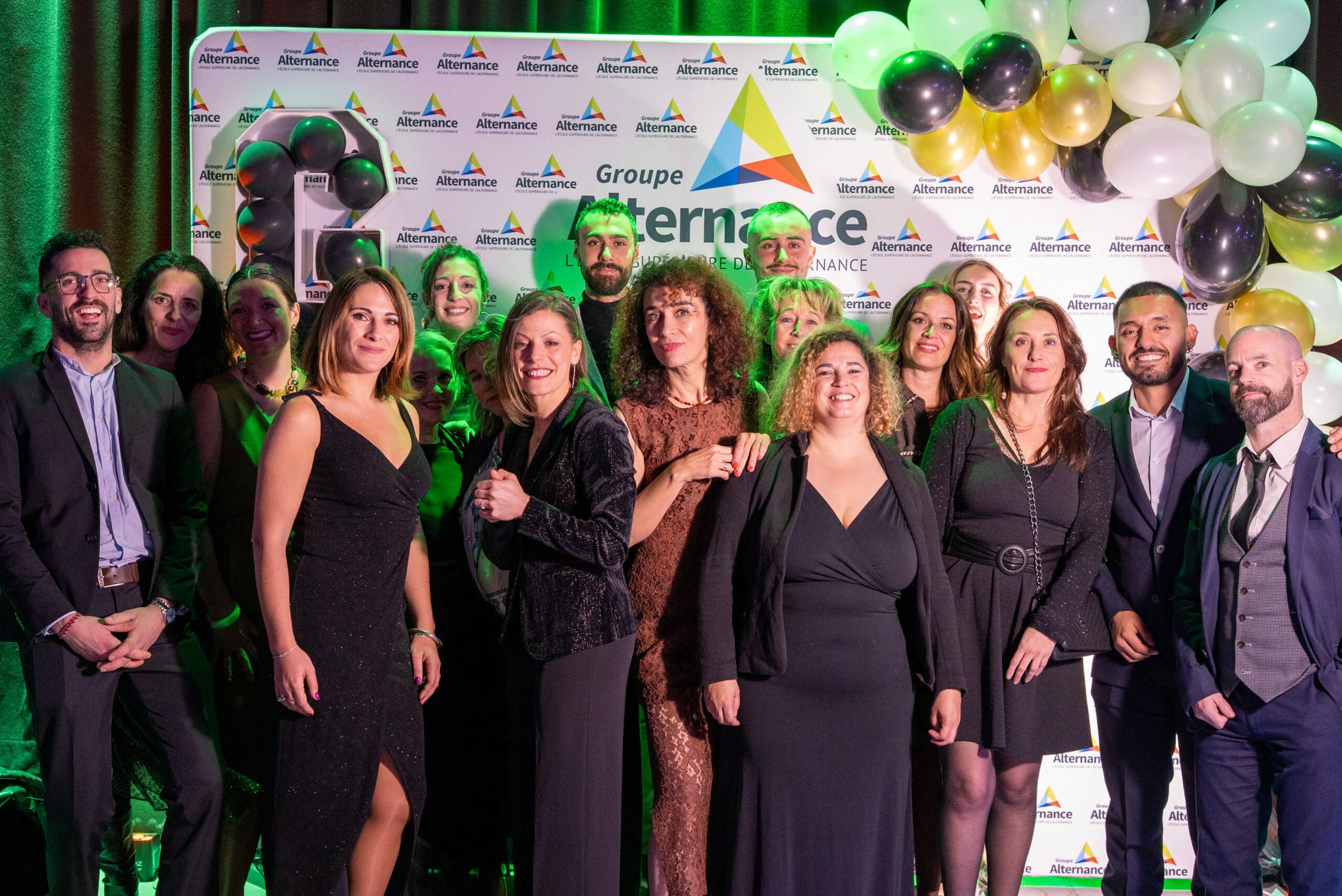 Pau - remise de diplômes. Photo d’équipe palois