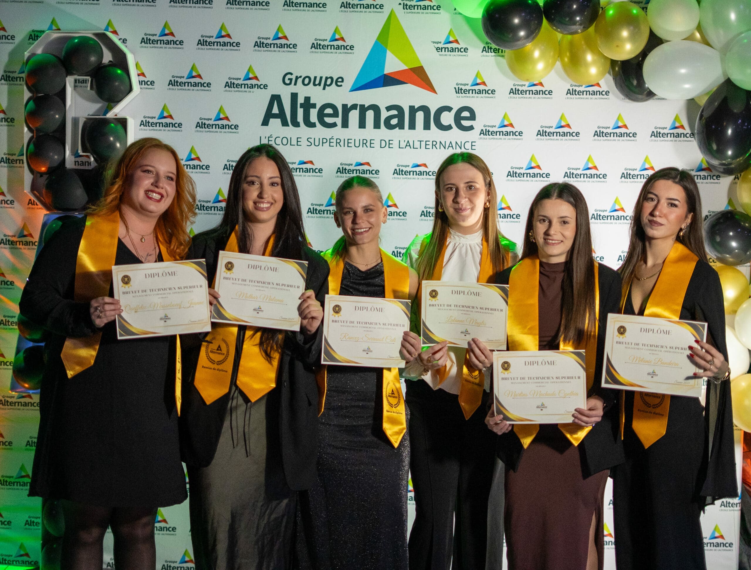 Pau - remise de diplômes Diplômées en BTS MCO