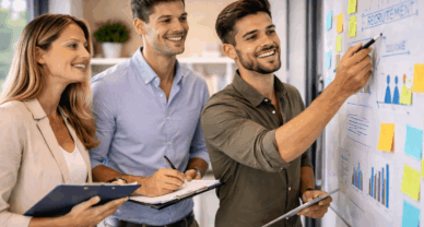 Étudiants en MBA RH à Reims élaborant une stratégie de gestion des talents