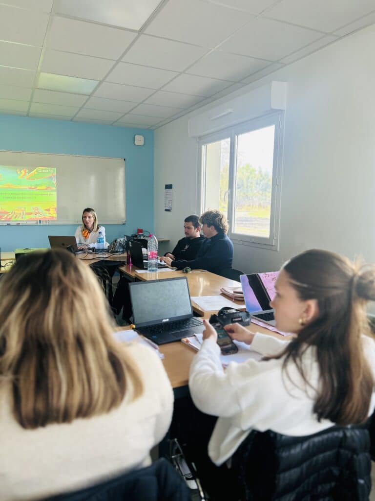 étudiants en classe