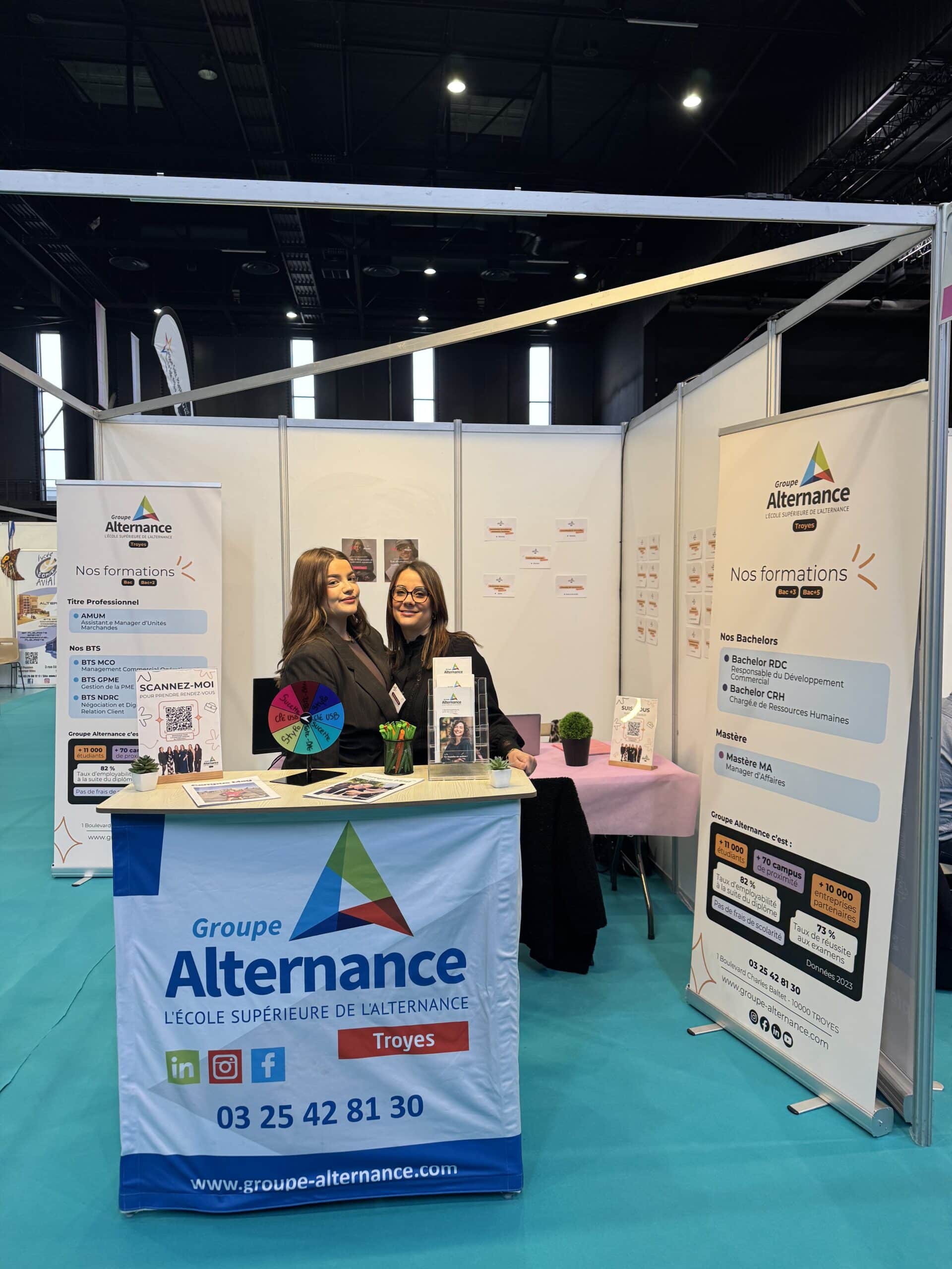 stand groupe alternance troyes au forum emploi & alternance 2026