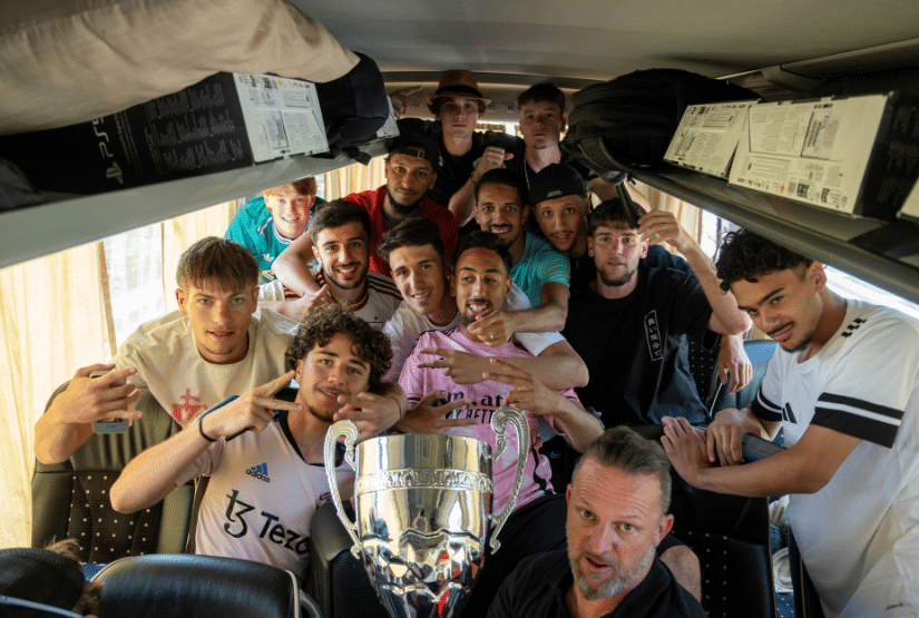 l'équipe de Dijon dans le bus