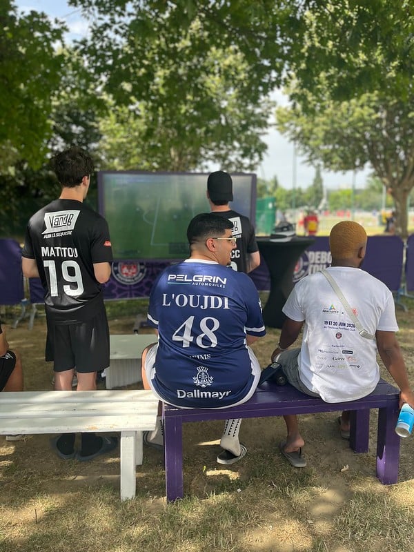 fan zone du tournoi de foot supcup de groupe alternance